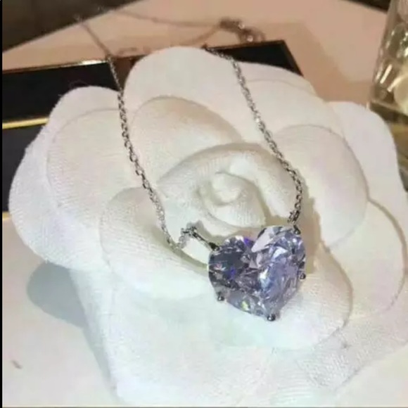 New925 Silver beautiful Big Heart Diamond Necklace - Picture 3 of 3